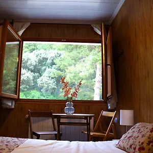 https://hostal-restaurant-pous-de-la-neu.catalonia-hotels.com